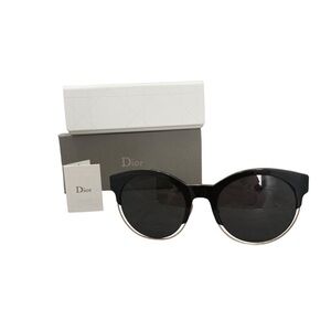 NIB Authentic Dior Black and Gold Sunglasses
